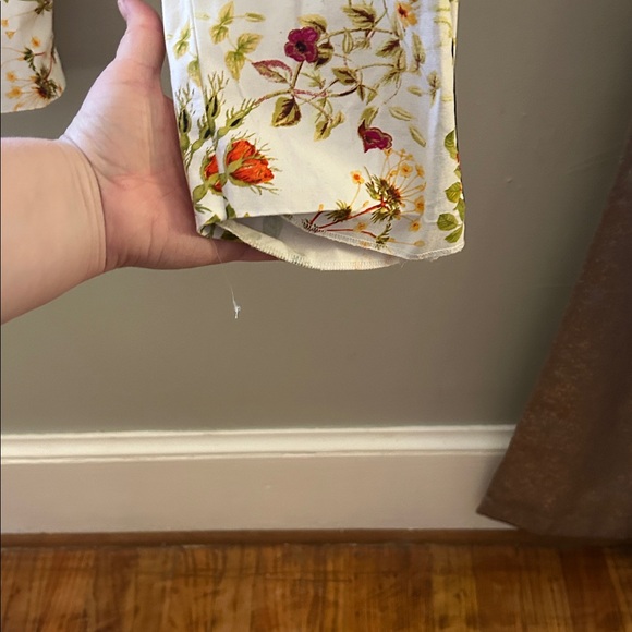 Disney Colleen Atwood Floral Print Women's Pants/Capris Sz 4 - Picture 4 of 4